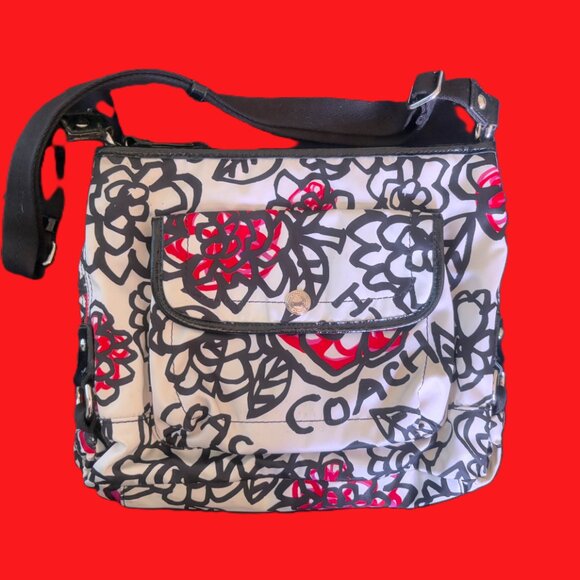 Coach Poppy Y2K Graffiti Daisey Adjustable Shoulder Bag Silver Hardware EUC - Picture 5 of 11